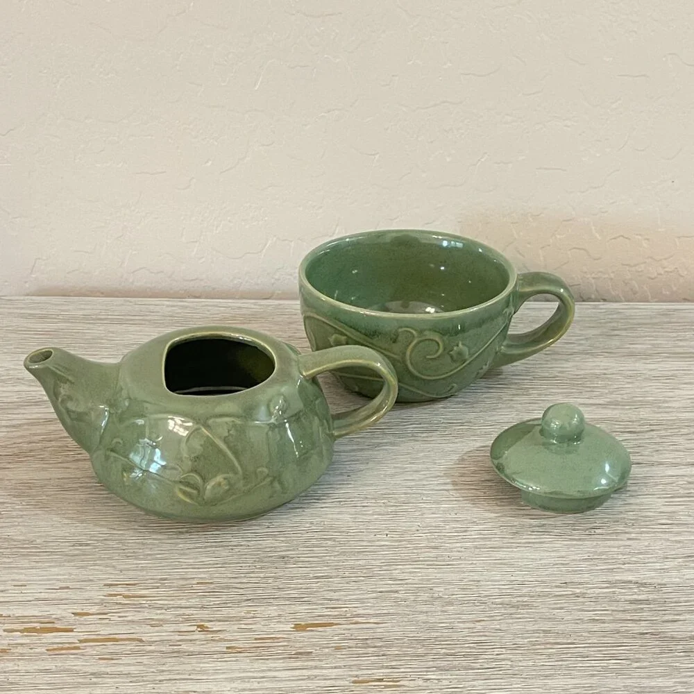 New Pier 1 Teapot Cup Mug 3 Pc Set Green Vine Flower Leaf Stoneware All In One